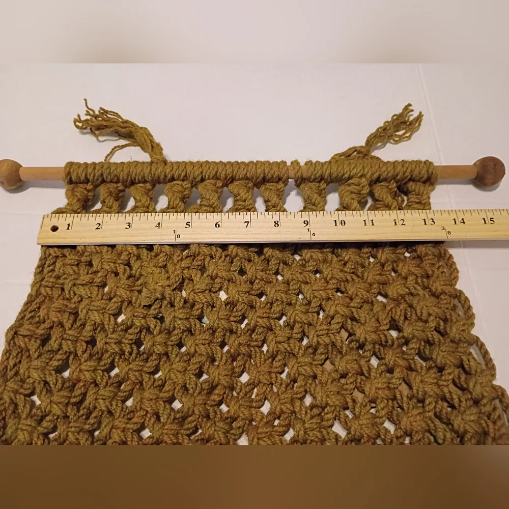 VTG Brown Crochet Wall Hanging with Butterfly‎ Decor